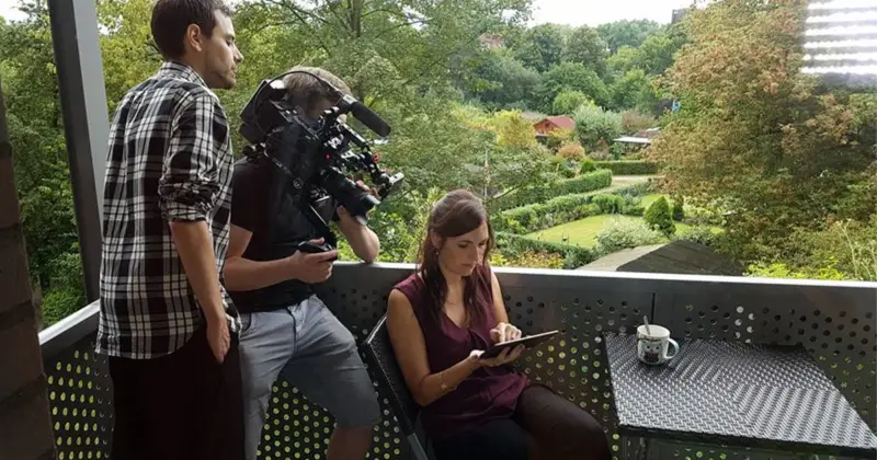 Claudia bei Ihrem Dreh für die Kurzfilmserie "Women in Tech".