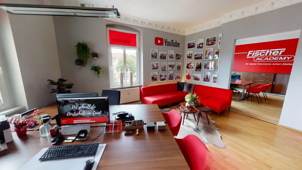 360 Grad Rundgang im Fahrschulmarketing