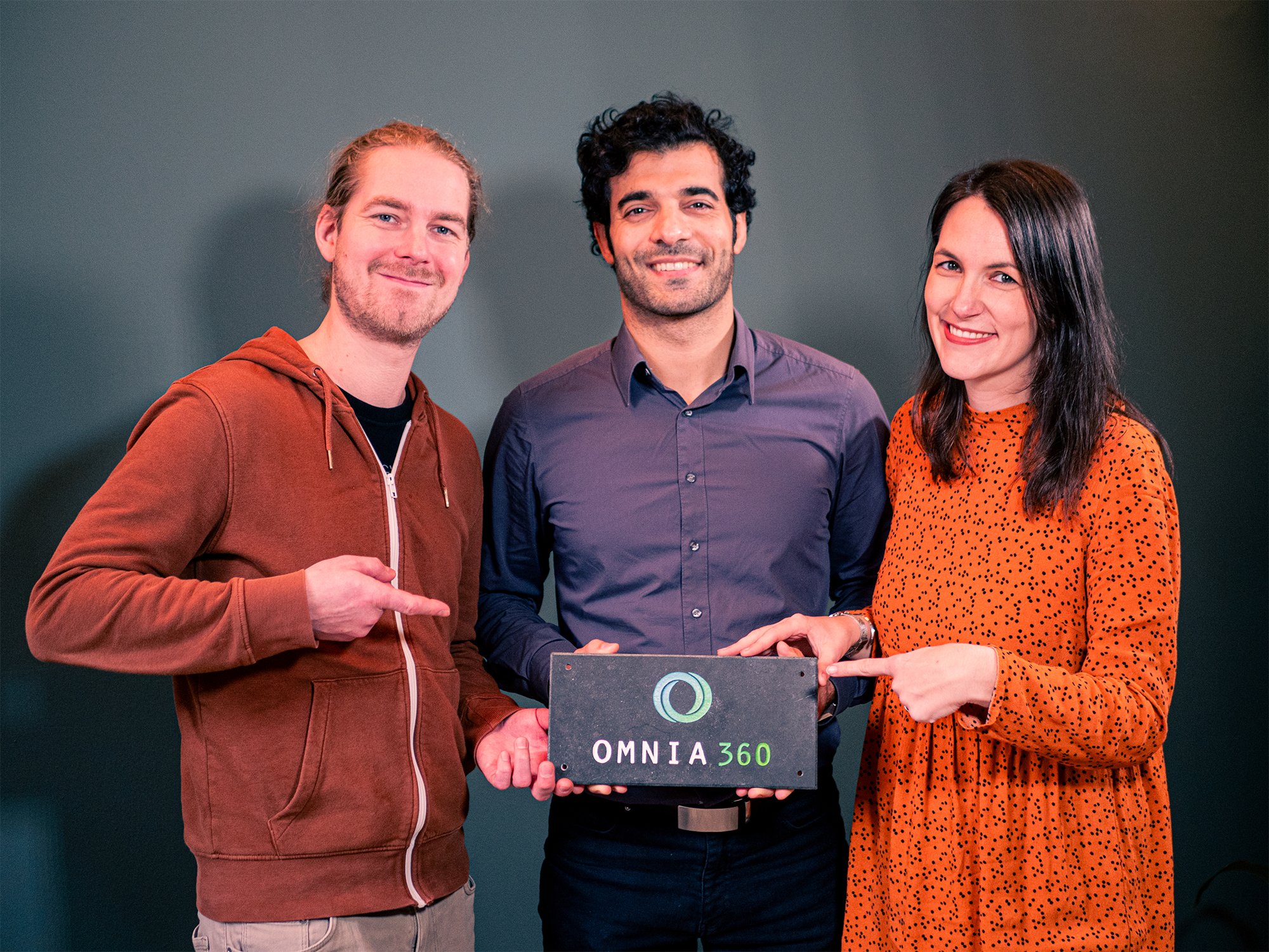 Die Gründer Reza, Tobi und Claudia der Virtual Reality Agentur omnia360